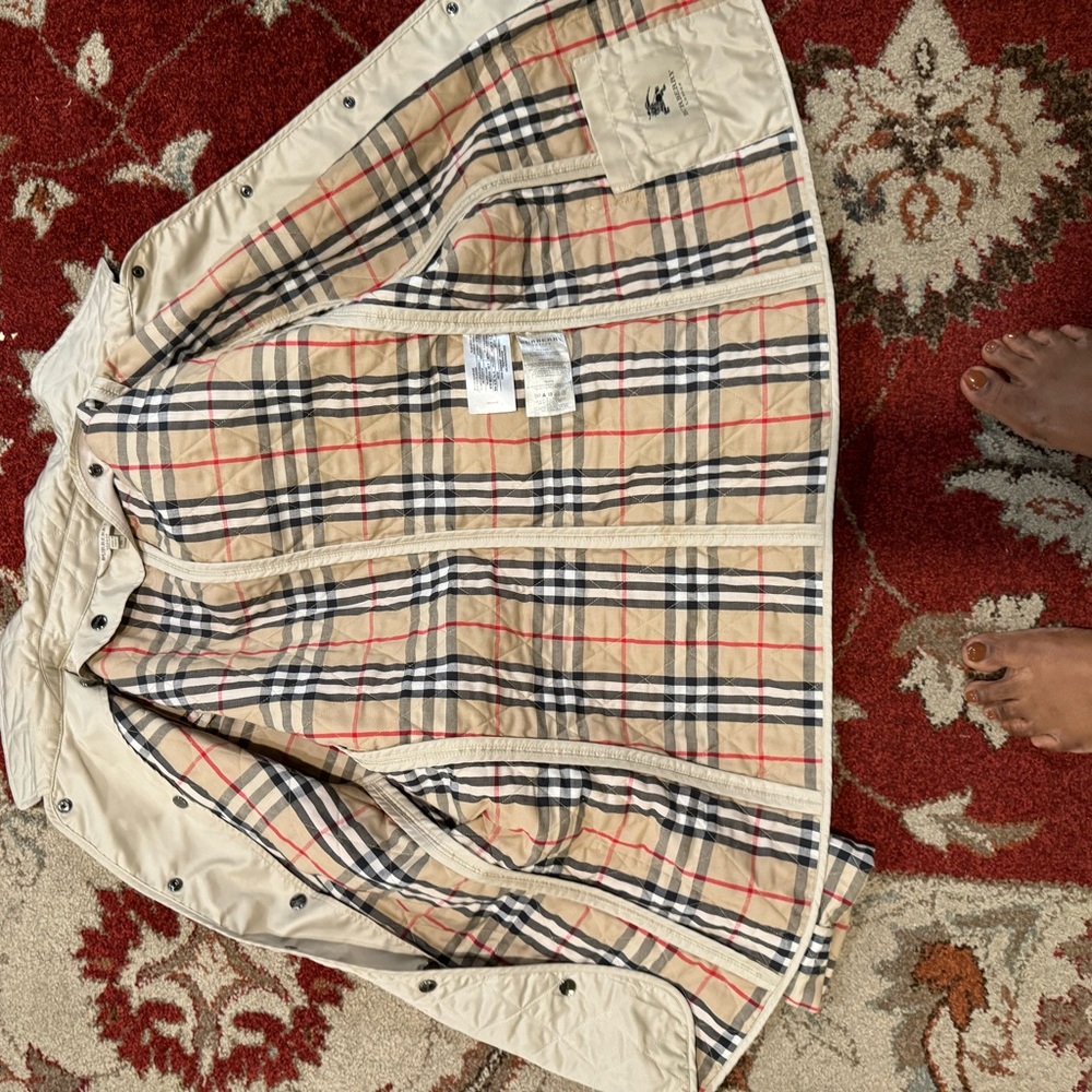 burberry - Picture 10 of 10